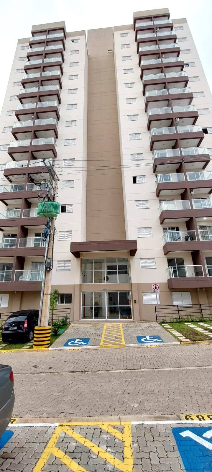 #1 - Apartamento para Venda em Cachoeira Paulista - SP