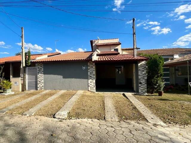 Casa para Venda em Cachoeira Paulista - 1